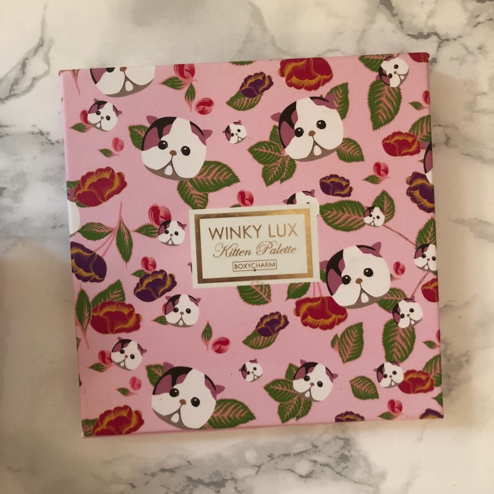 Winky Lux eyeshadow- kitten palette